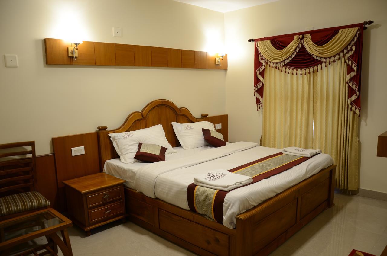 Hotel Vasantham Palace Ooty Eksteriør billede