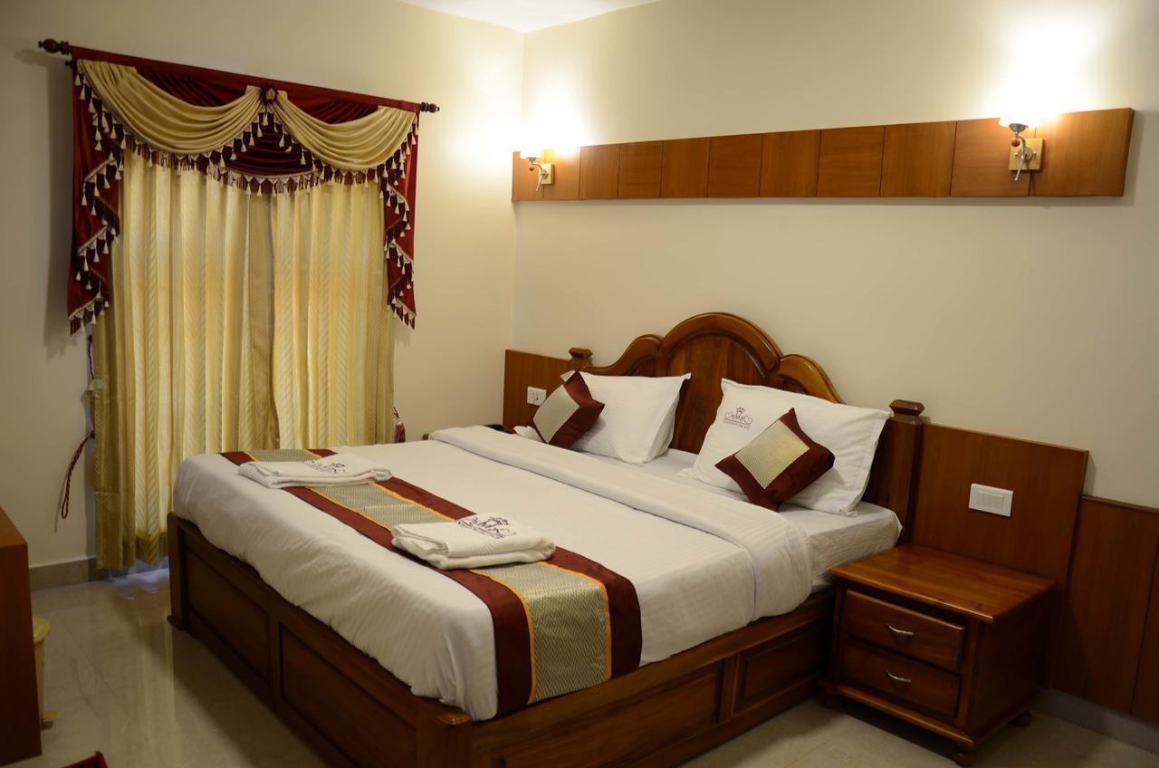 Hotel Vasantham Palace Ooty Eksteriør billede